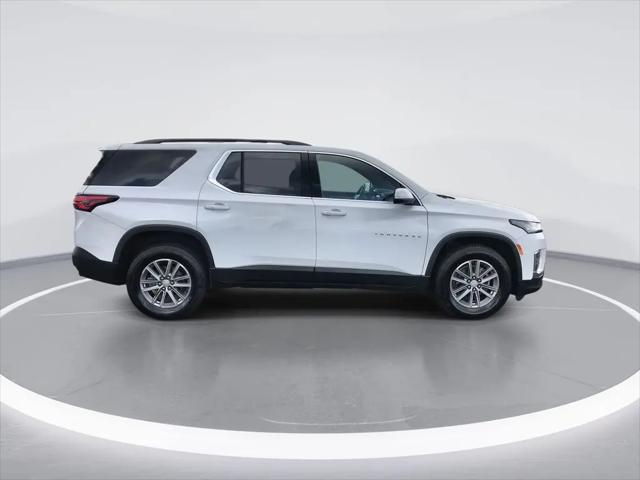 2023 Chevrolet Traverse FWD LT Cloth