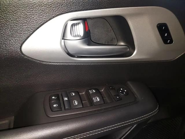 2024 Chrysler Pacifica Hybrid S Appearance Pkg