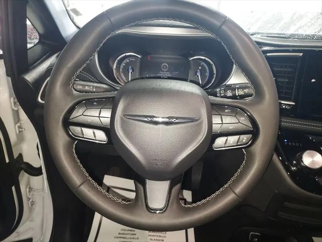 2024 Chrysler Pacifica Hybrid S Appearance Pkg