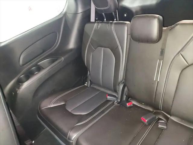 2024 Chrysler Pacifica Hybrid S Appearance Pkg