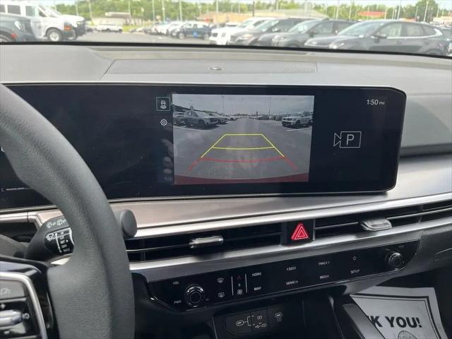 2025 Kia Sorento LX