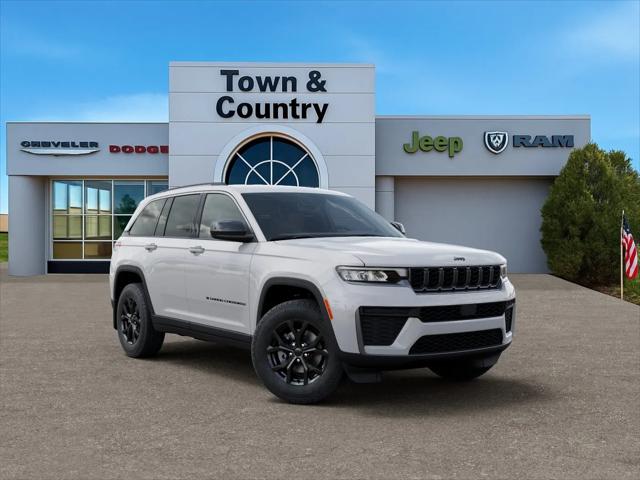 2026 Jeep Grand Cherokee Altitude 4x4