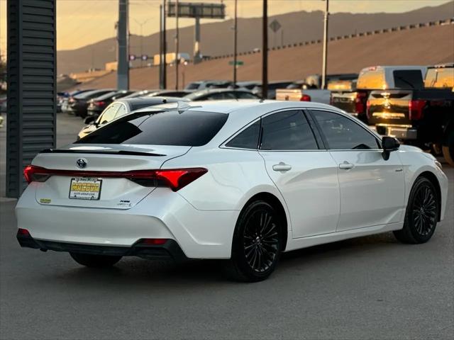 2021 Toyota Avalon XSE Hybrid