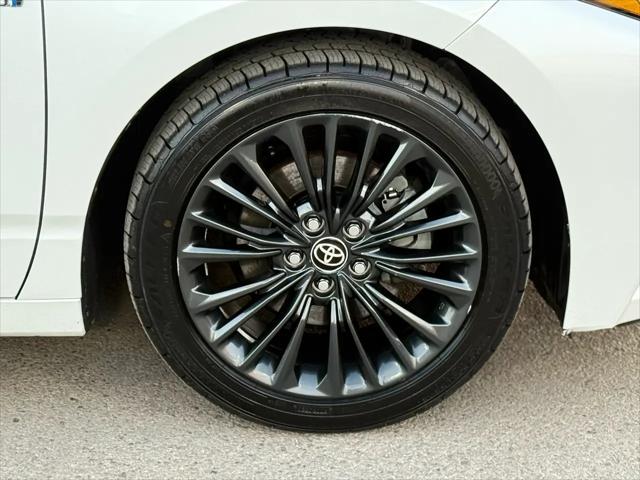 2021 Toyota Avalon XSE Hybrid