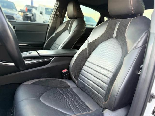 2021 Toyota Avalon XSE Hybrid