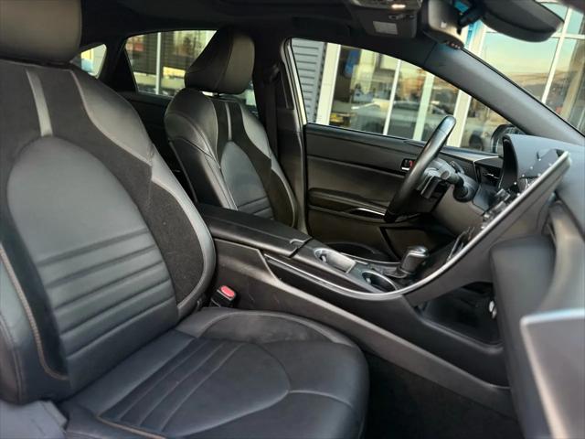 2021 Toyota Avalon XSE Hybrid