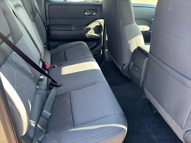 2026 Nissan Frontier Crew Cab SV 4x2