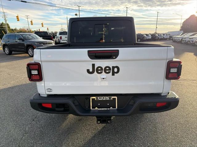 2026 Jeep Gladiator Sport S