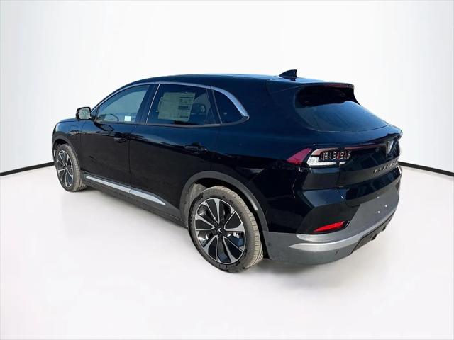 2025 INFINITI VF 8 Plus