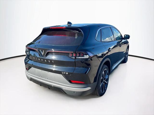 2025 INFINITI VF 8 Plus