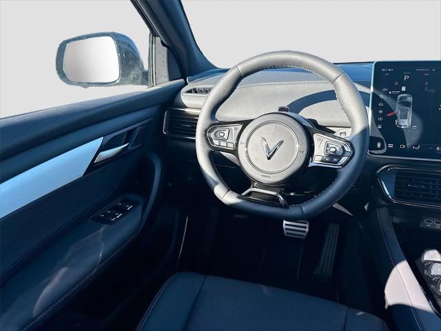 2025 INFINITI VF 8 Plus