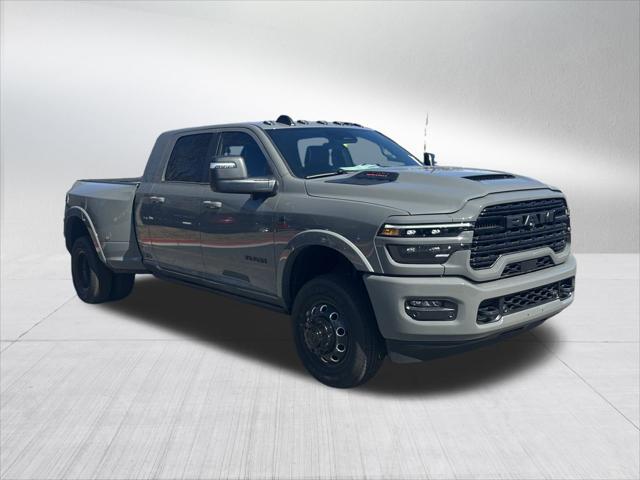2026 RAM 3500 RAM 3500 LIMITED MEGA CAB 4X4 64 BOX