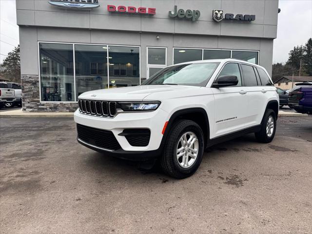 2024 Jeep Grand Cherokee Laredo 4x4