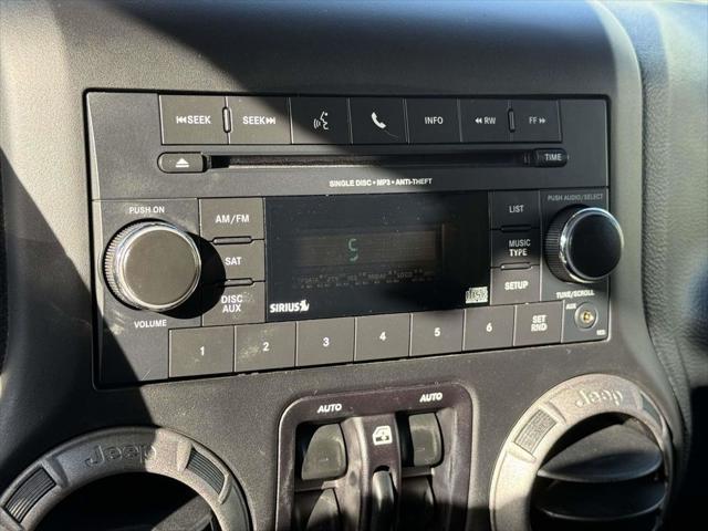 2017 Jeep Wrangler Unlimited Willy Wheeler 4x4 2017 Jeep Wrangler Unlimited Willy Wheeler 4x4