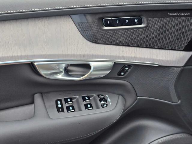 2026 Volvo XC90 Ultra, B6 AWD Gas (mild hybrid), Gasoline, Bright, 7 Seats
