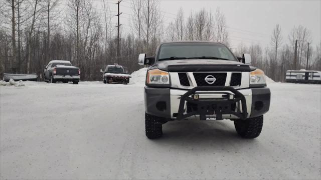 2011 Nissan Titan SV 2011 Nissan Titan SV