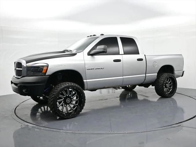 2004 Dodge Ram 2500 SLT/Laramie