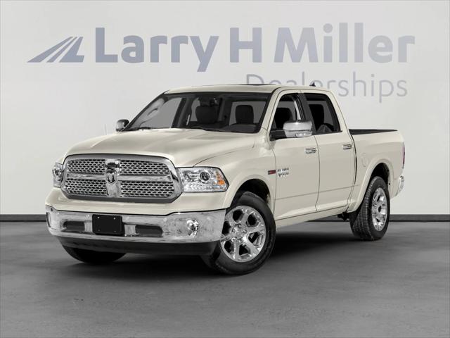 2017 RAM 1500 Laramie Crew Cab 4x4 57 Box