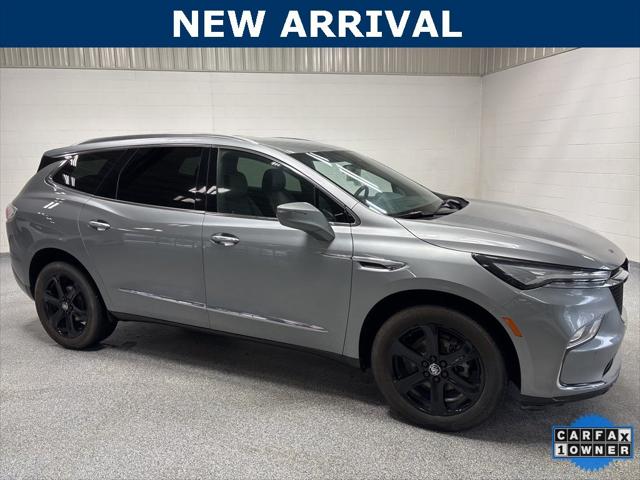 2023 Buick Enclave Essence AWD 2023 Buick Enclave Essence AWD
