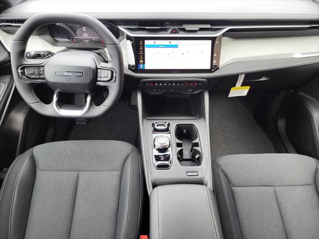 2026 Jeep Cherokee Laredo 4x4