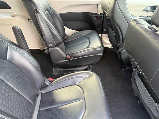 Used 2024 Chrysler Pacifica Hybrid For Sale in Bellingham, WA