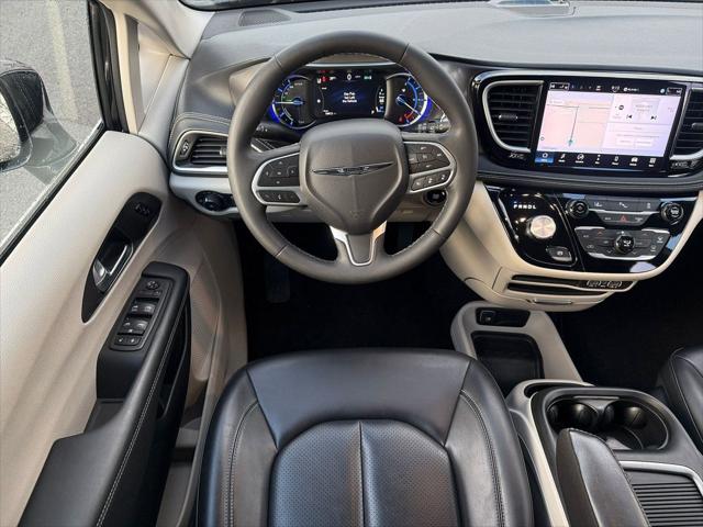 Used 2024 Chrysler Pacifica Hybrid For Sale in Bellingham, WA