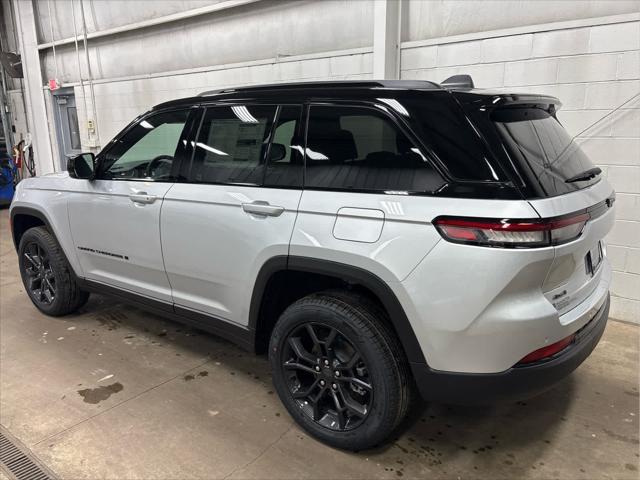 New 2025 Jeep Grand Cherokee For Sale in Wilmington, OH