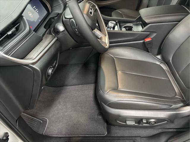 New 2025 Jeep Grand Cherokee For Sale in Wilmington, OH