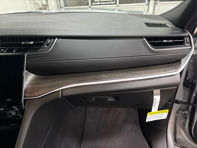 New 2025 Jeep Grand Cherokee For Sale in Wilmington, OH