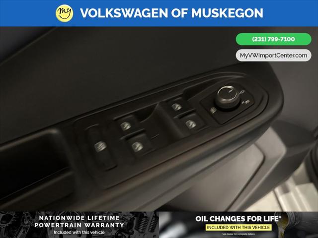 2026 Volkswagen Taos SEL