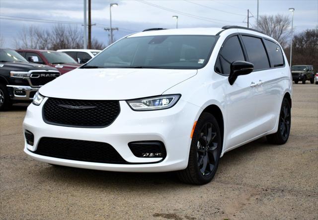 2026 Chrysler Pacifica Select for sale in Stillwater, OK