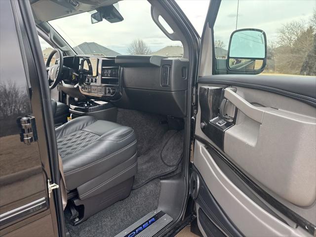 2025 GMC Savana Cargo RWD 2500 Extended Wheelbase Work Van
