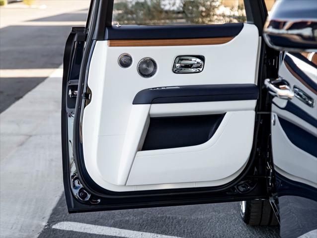 2025 Rolls-Royce Ghost Base