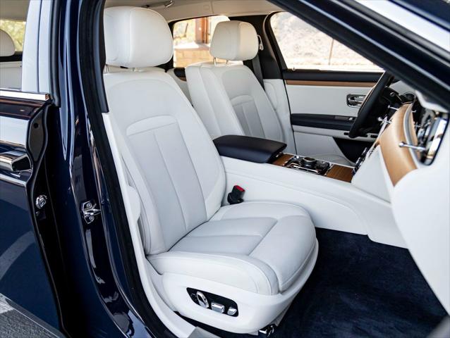 2025 Rolls-Royce Ghost Base
