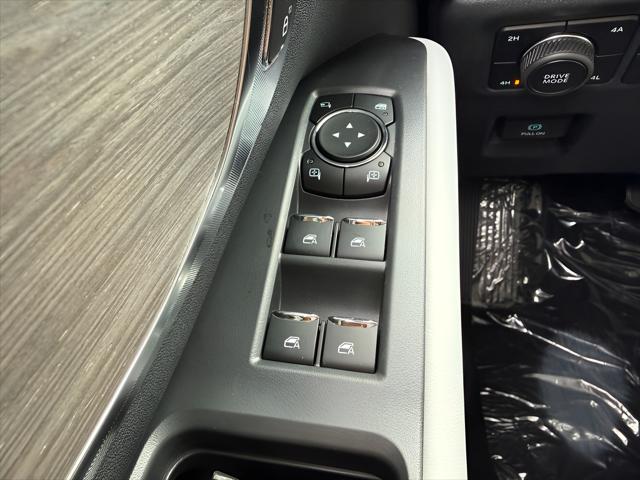 2025 Ford Expedition Platinum MAX
