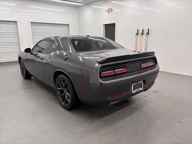 2021 Dodge Challenger SXT