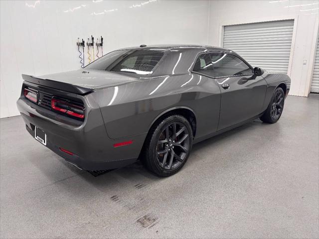 2021 Dodge Challenger SXT