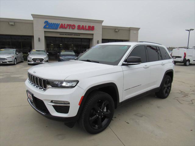 2022 Jeep Grand Cherokee Limited 4x4 for sale in Oakdale, CA