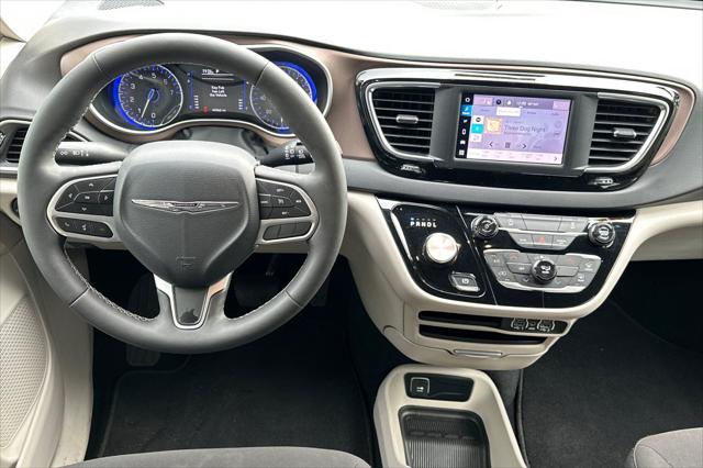 2024 Chrysler Voyager LX