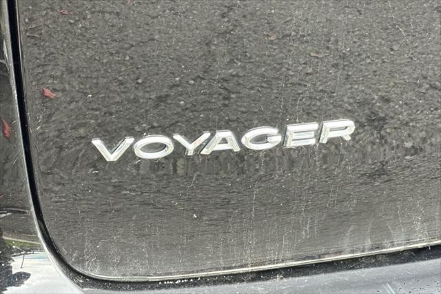2024 Chrysler Voyager LX