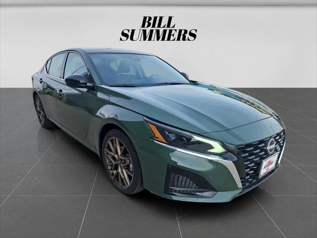 2025 Nissan Altima SR FWD