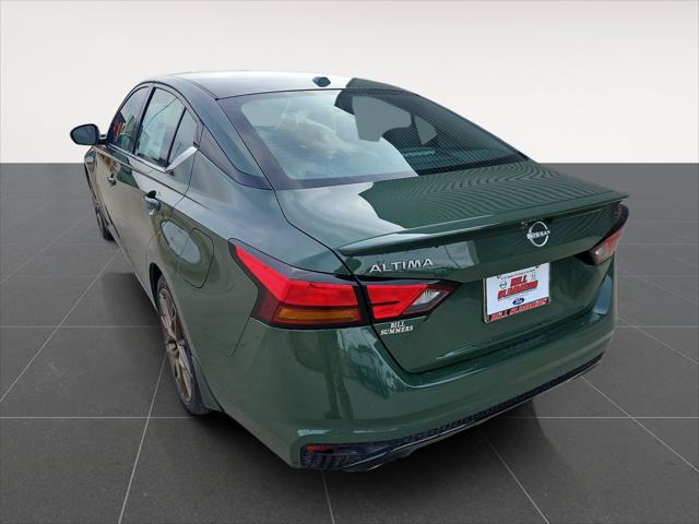 2025 Nissan Altima SR FWD