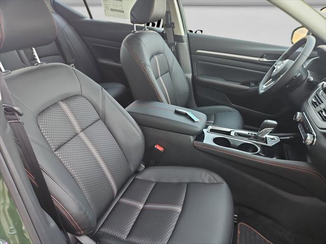 2025 Nissan Altima SR FWD