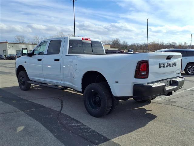 2026 Ram 3500 Tradesman Crew Cab 4x4 8' Box