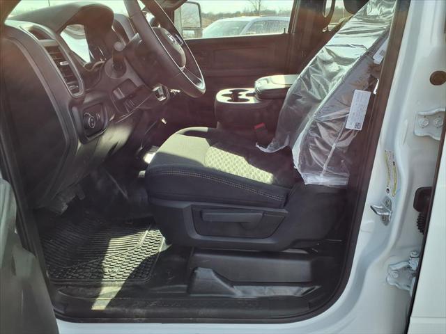 2026 Ram 3500 Tradesman Crew Cab 4x4 8' Box