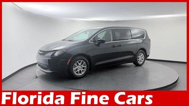 2022 Chrysler Voyager LX for sale in West Palm Beach, FL
