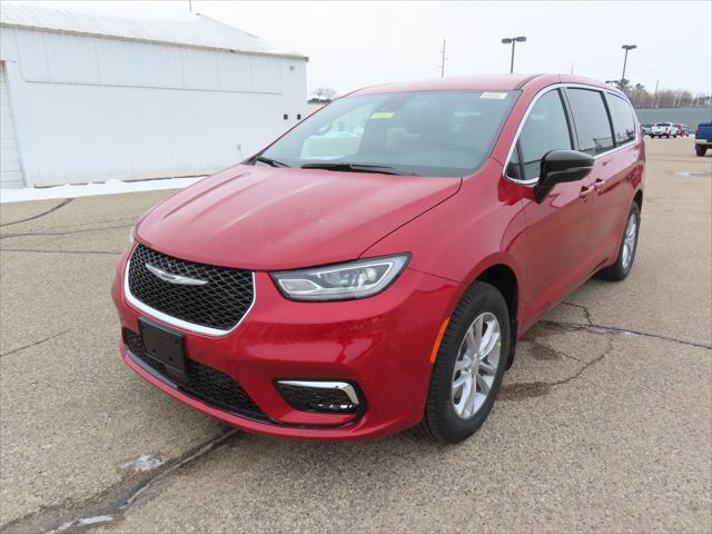 2026 Chrysler Pacifica PACIFICA SELECT AWD