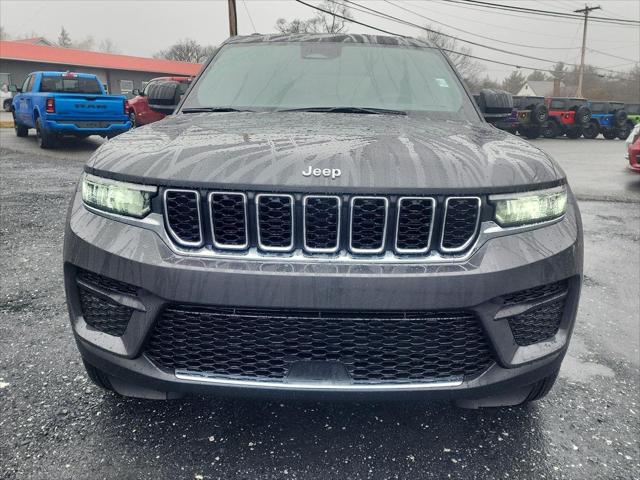 2026 Jeep Grand Cherokee GRAND CHEROKEE LAREDO X 4X4