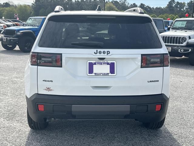 2026 Jeep Cherokee Laredo 4x4