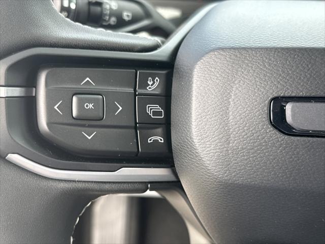 2026 Jeep Cherokee Laredo 4x4